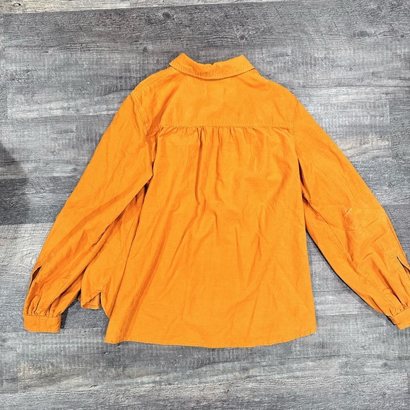 Anthropologie button up - Picture 9 of 10